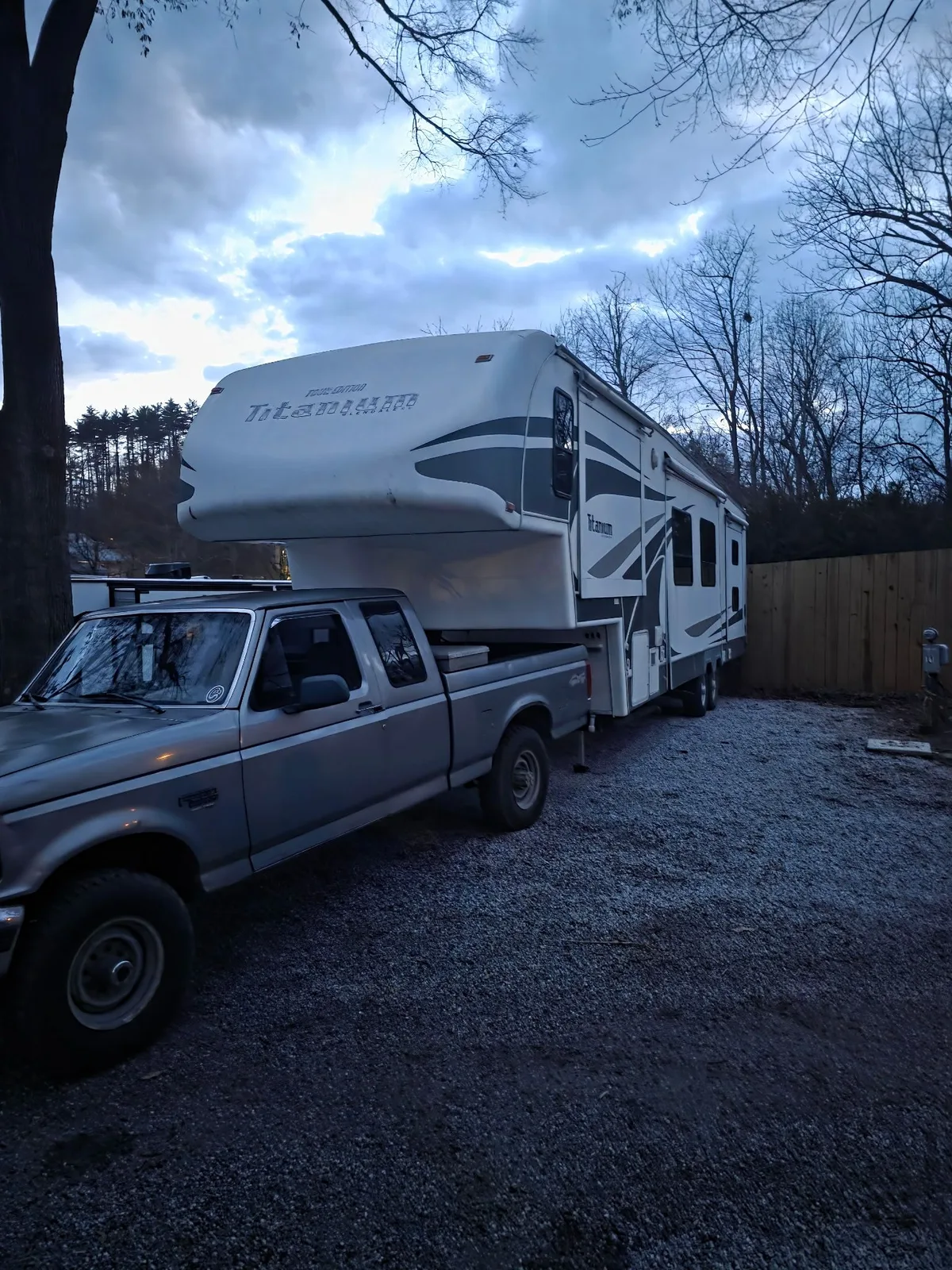 Mobile RV generator maintenance service