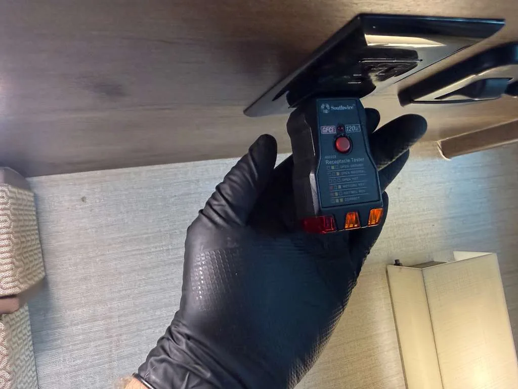 RV electrical outlet diagnosis and LED lighting installation in Palm City FL